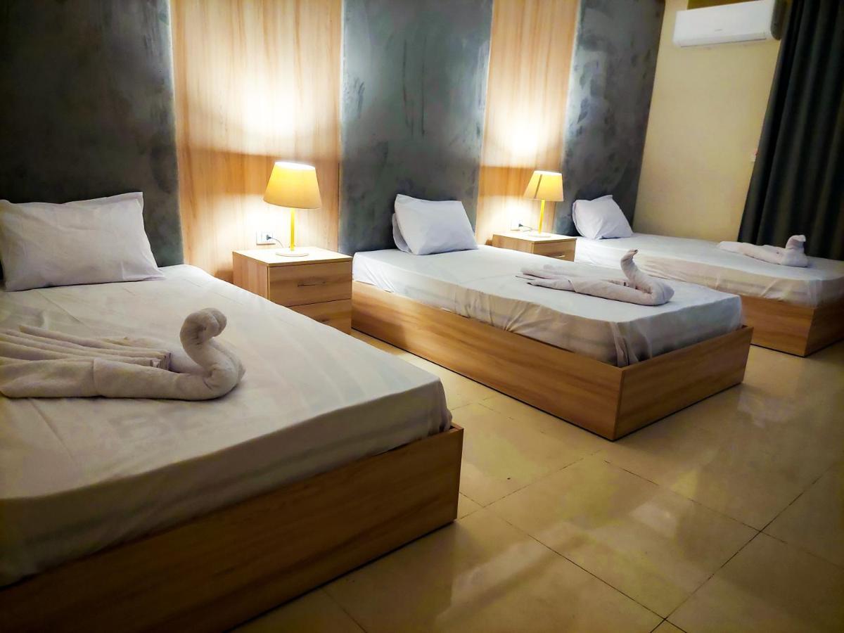 Jumeirah Pyramids View Inn Kafrat al Jabal Exterior foto