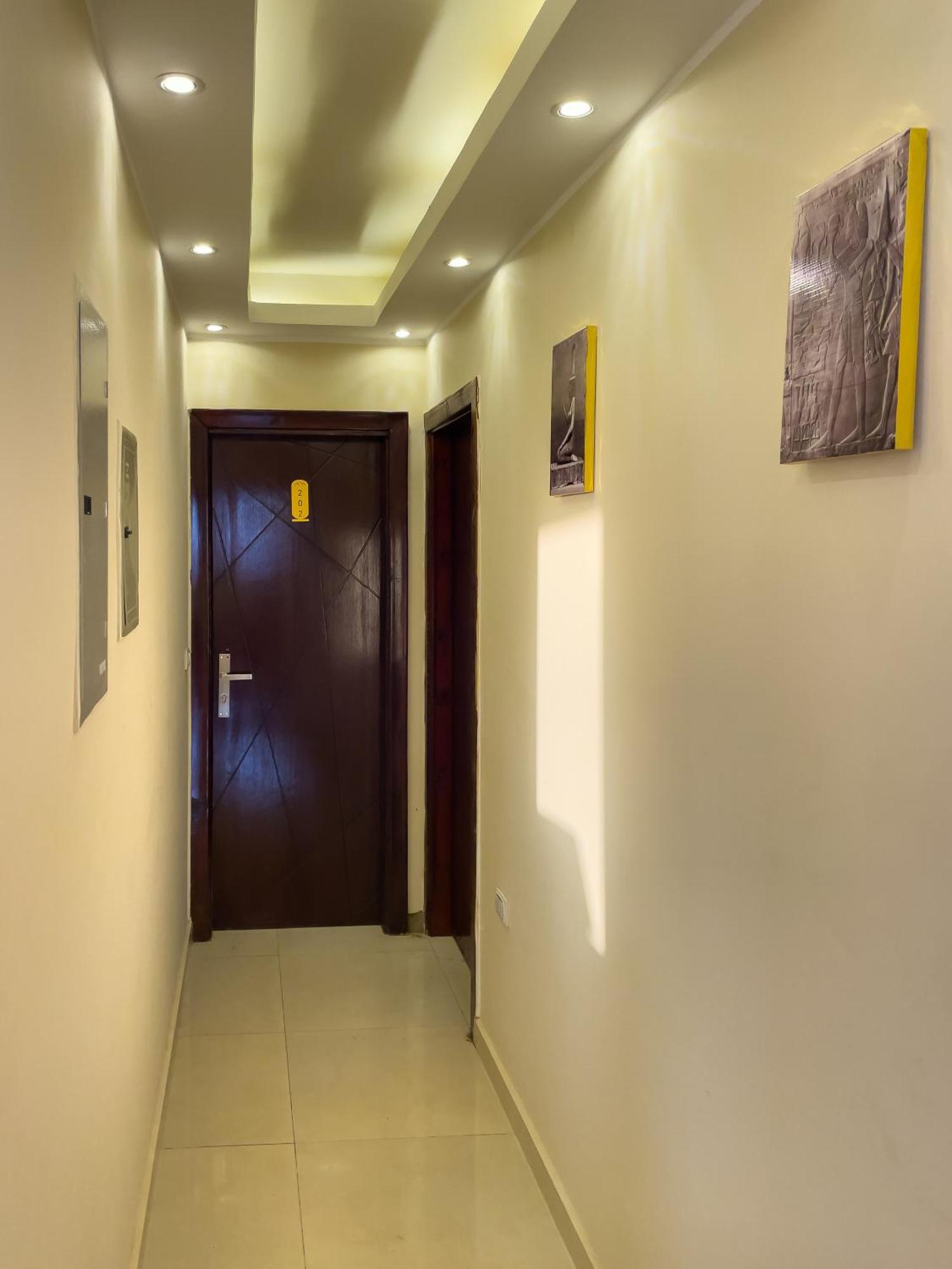 Jumeirah Pyramids View Inn Kafrat al Jabal Exterior foto