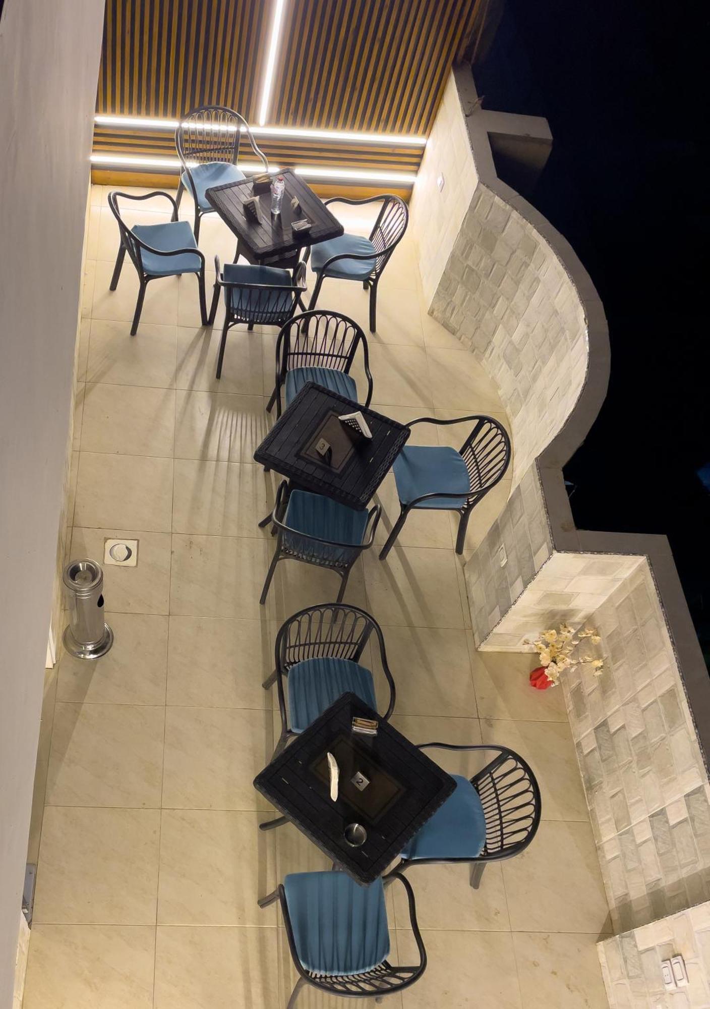 Jumeirah Pyramids View Inn Kafrat al Jabal Exterior foto