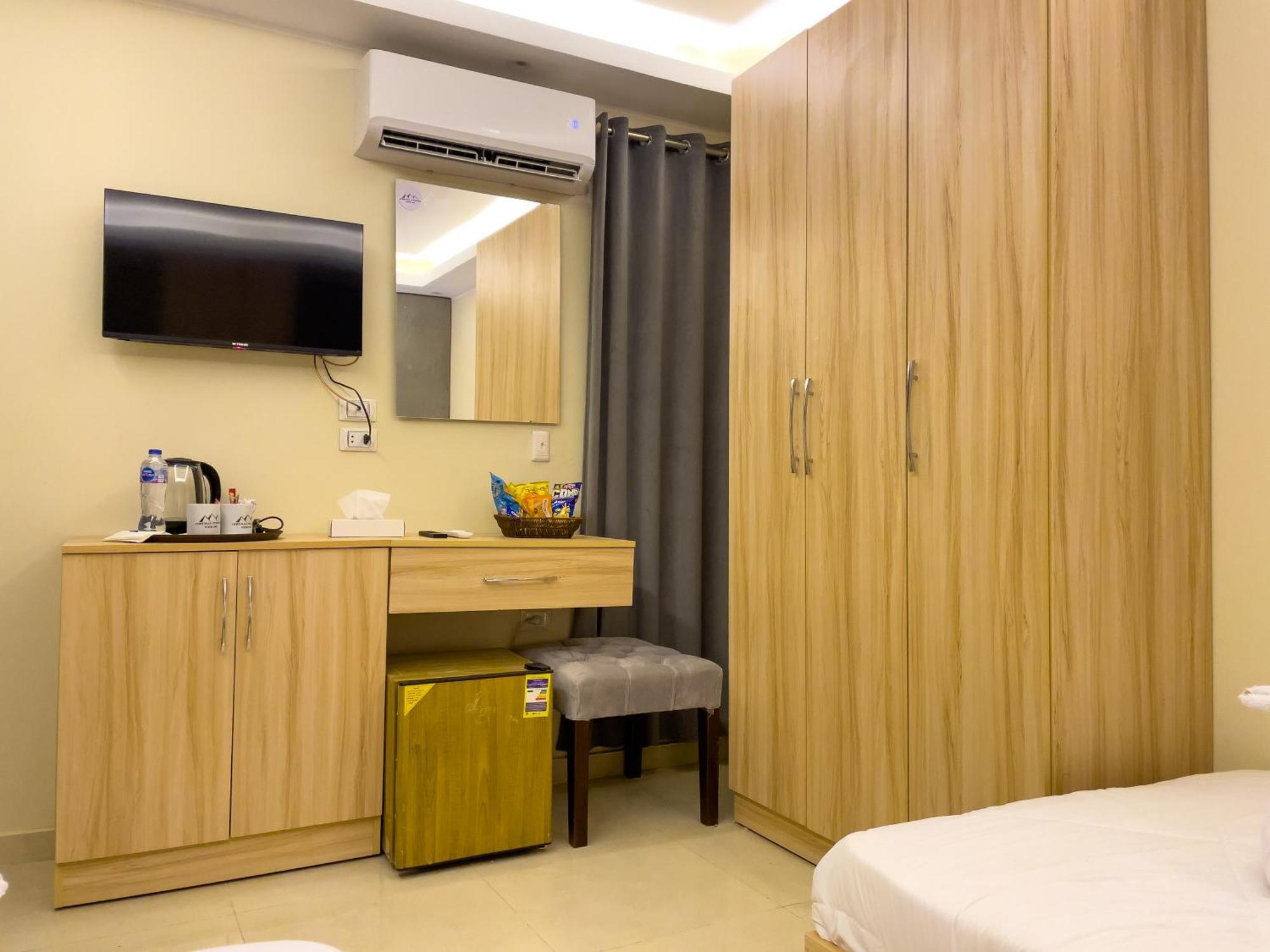 Jumeirah Pyramids View Inn Kafrat al Jabal Exterior foto