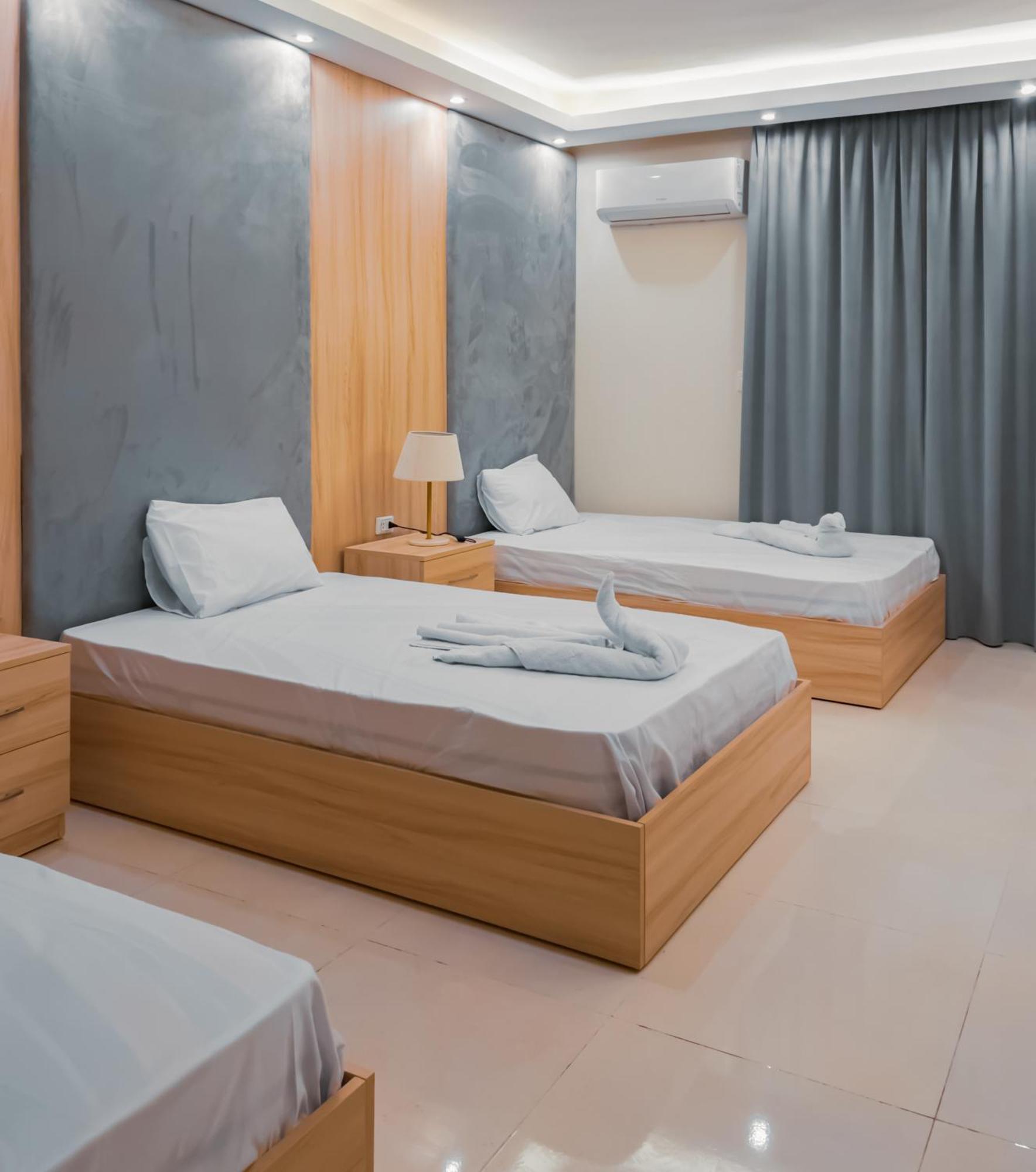 Jumeirah Pyramids View Inn Kafrat al Jabal Exterior foto