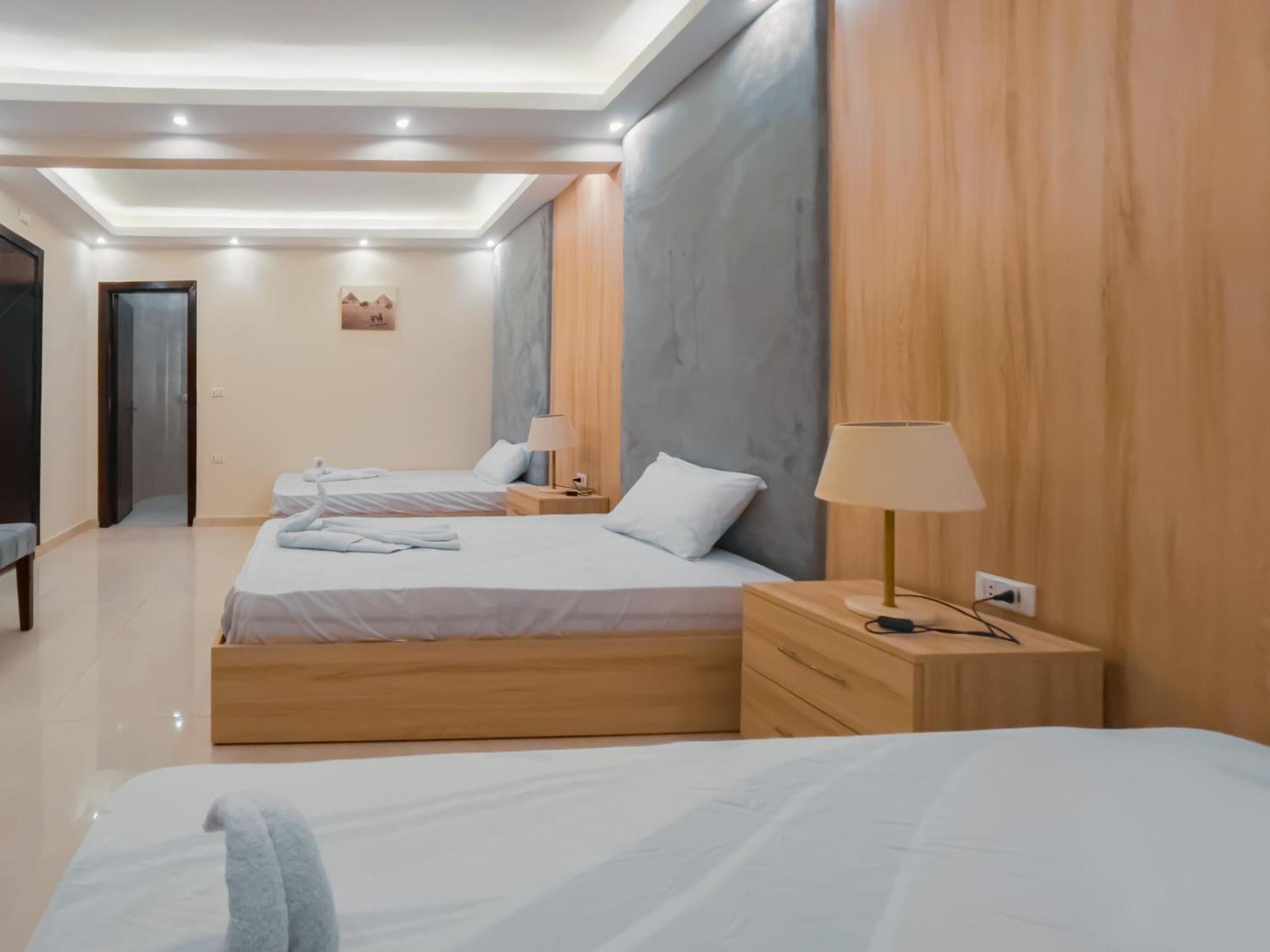 Jumeirah Pyramids View Inn Kafrat al Jabal Exterior foto